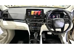Mahindra Xuv 3xo Dashboard